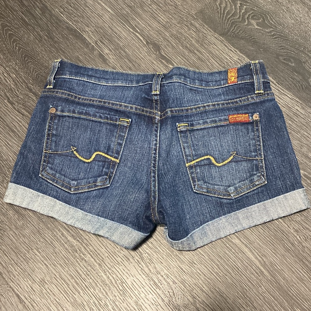 7 For all Mankind Jean shorts - Picture 2 of 3
